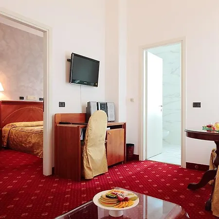 Hotel Rechigi Park 4*