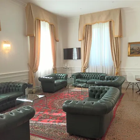 Rechigi Park Hotel 4*