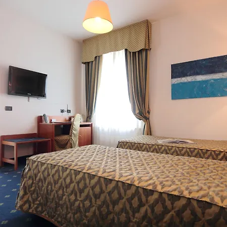 Rechigi Park 4* מודנה