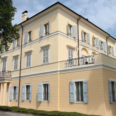 Rechigi Park Отель Модена