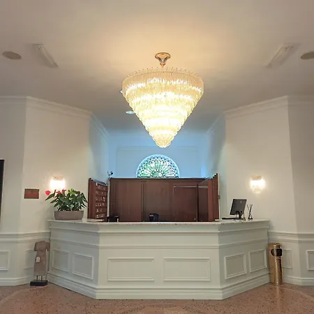 Отель Rechigi Park