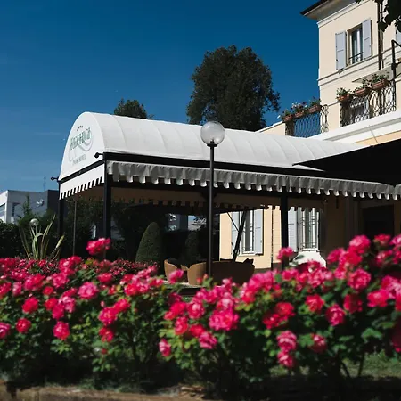 Rechigi Park מודנה