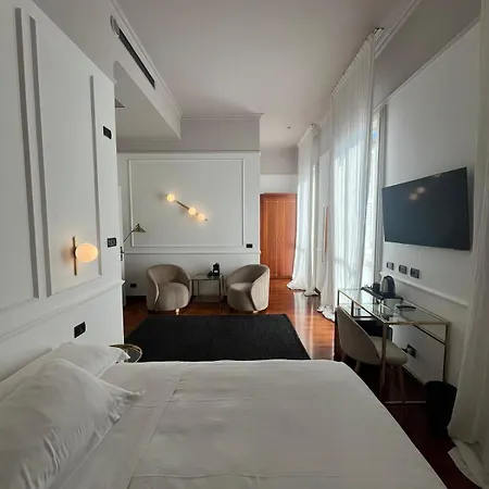 מלון Rechigi Park 4*