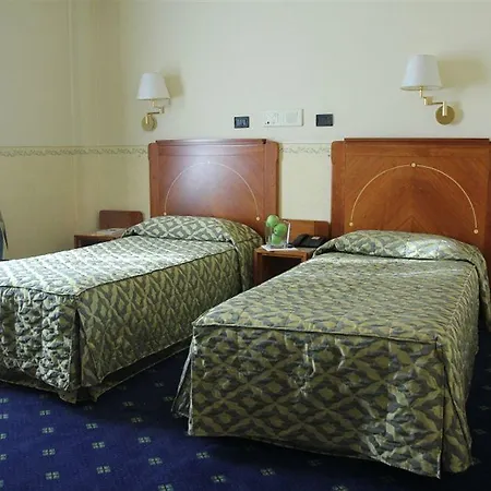 Rechigi Park 4*