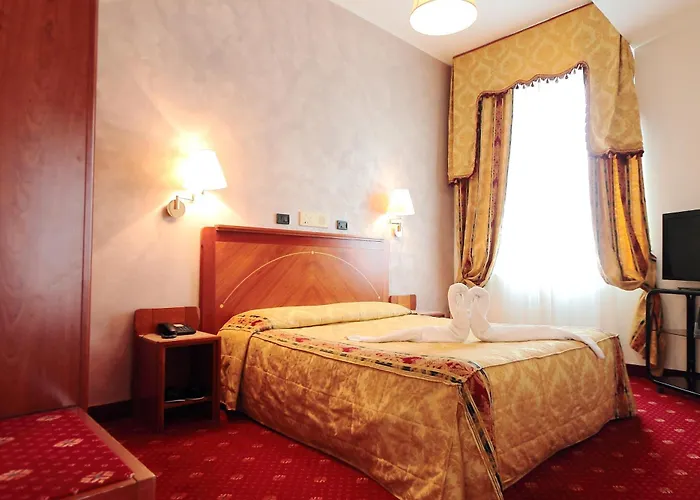 Rechigi Park 4*