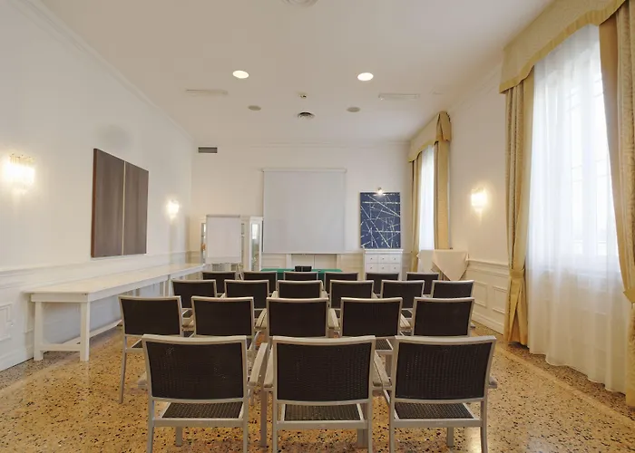 Rechigi Park Szálloda 4*