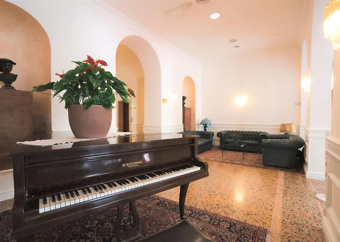 Rechigi Park مودينا